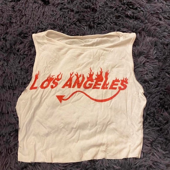 LA DEVIL TANK.💋 - Picture 2 of 2